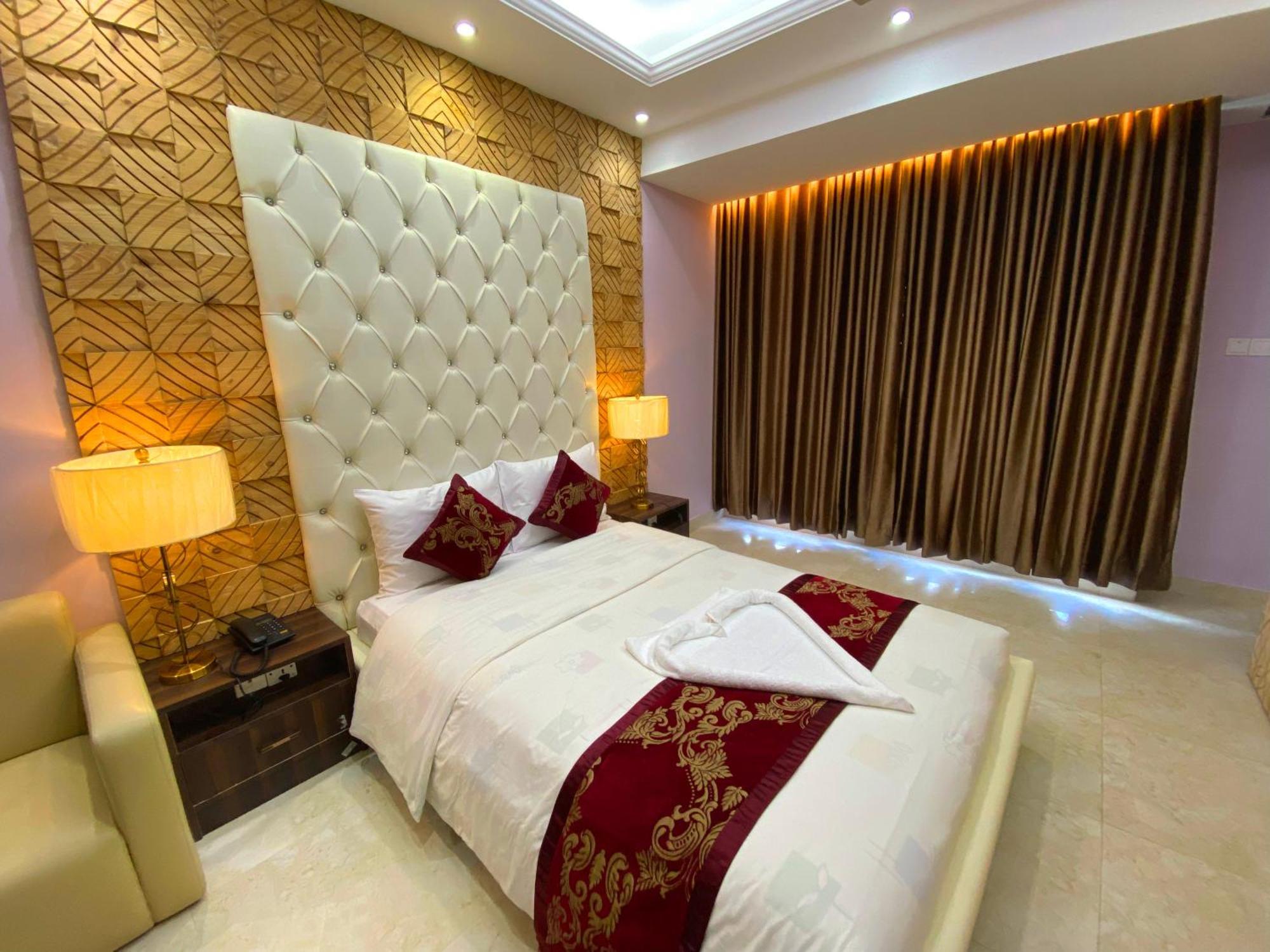 Noakhali Hotel Valentino מראה חיצוני תמונה