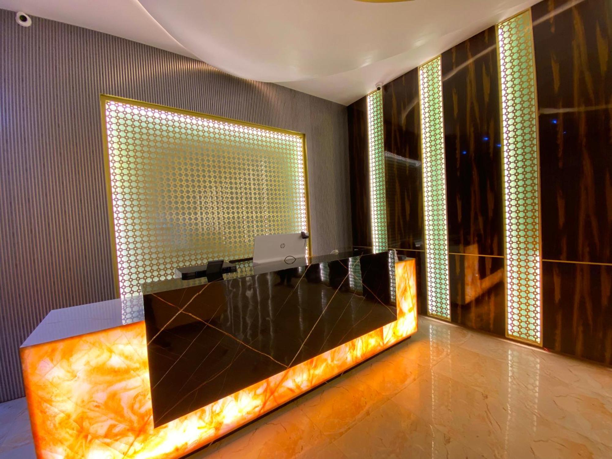 Noakhali Hotel Valentino מראה חיצוני תמונה